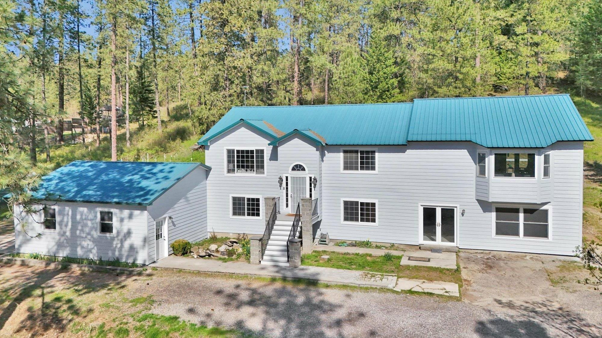 Property Photo: 14804 N Woodside Dr WA 99217
