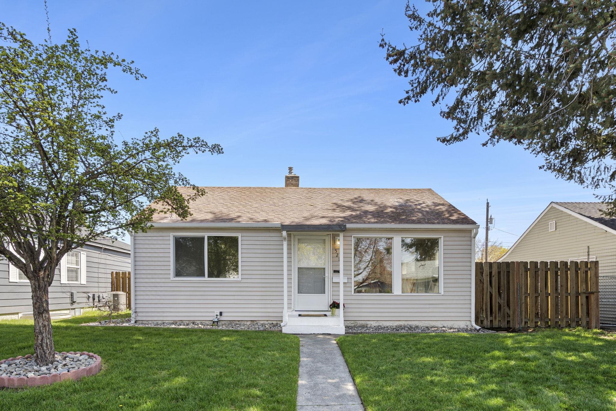 Property Photo: 5218 N Elgin St WA 99205