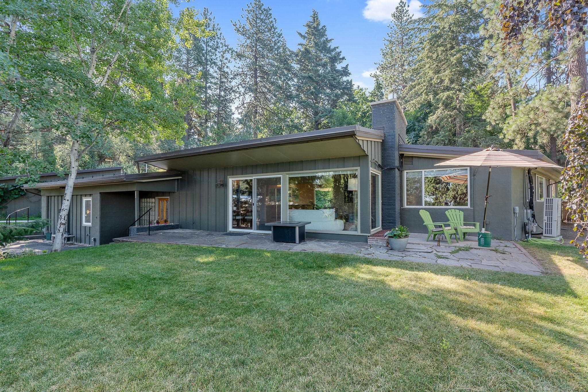 Property Photo: 4725 S Glenrose Rd WA 99223