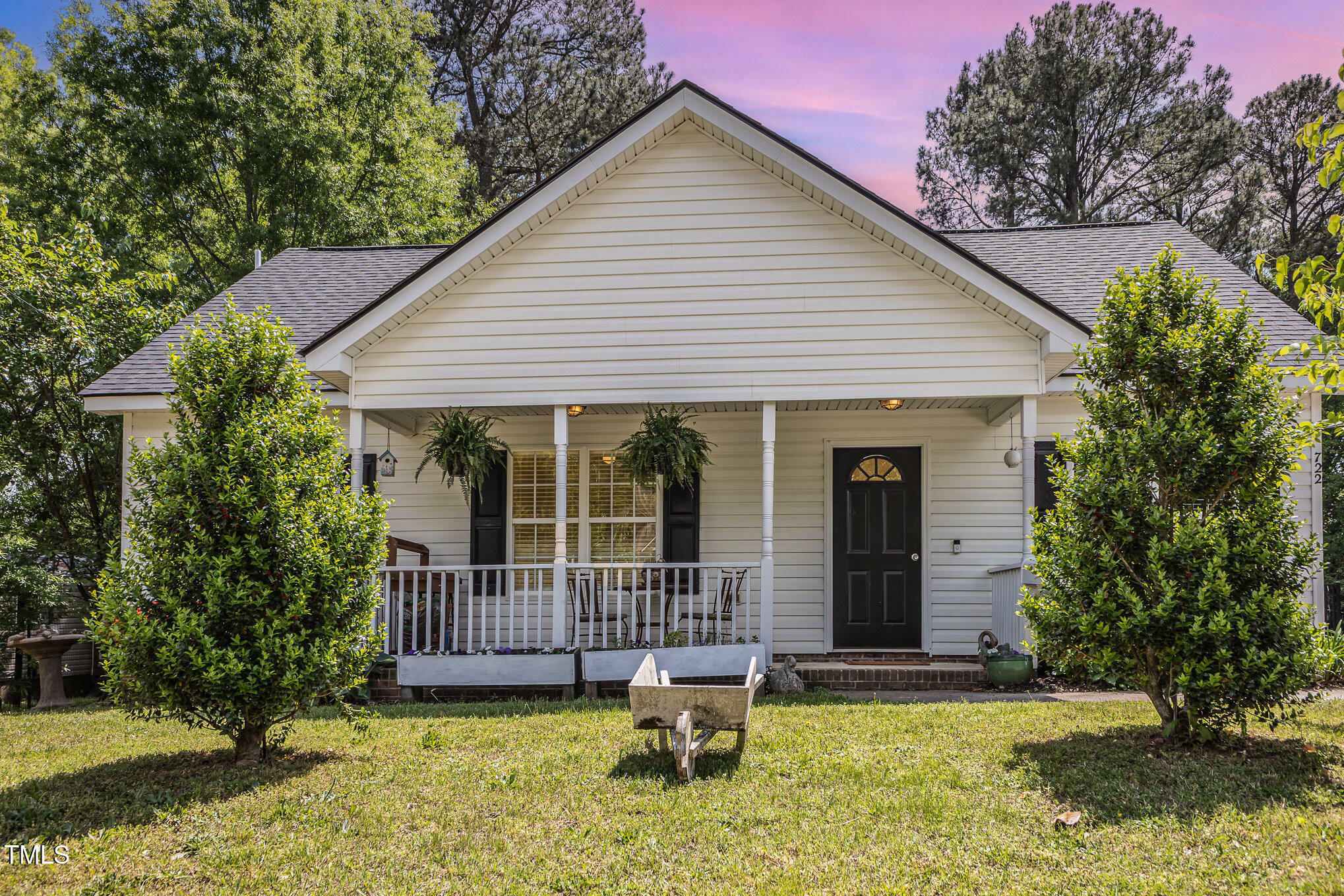 722 E Pine Avenue  Wake Forest NC 27587 photo