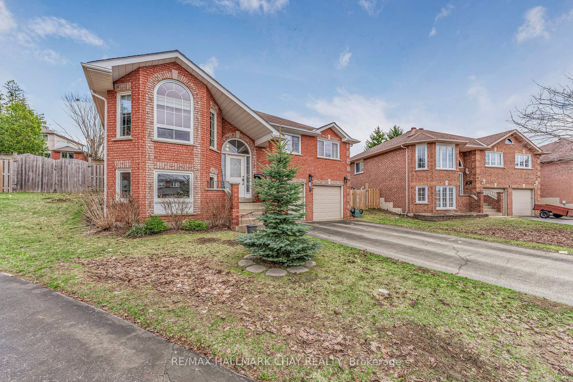 Property Photo: 11 Watson Court ON L3V 7S5