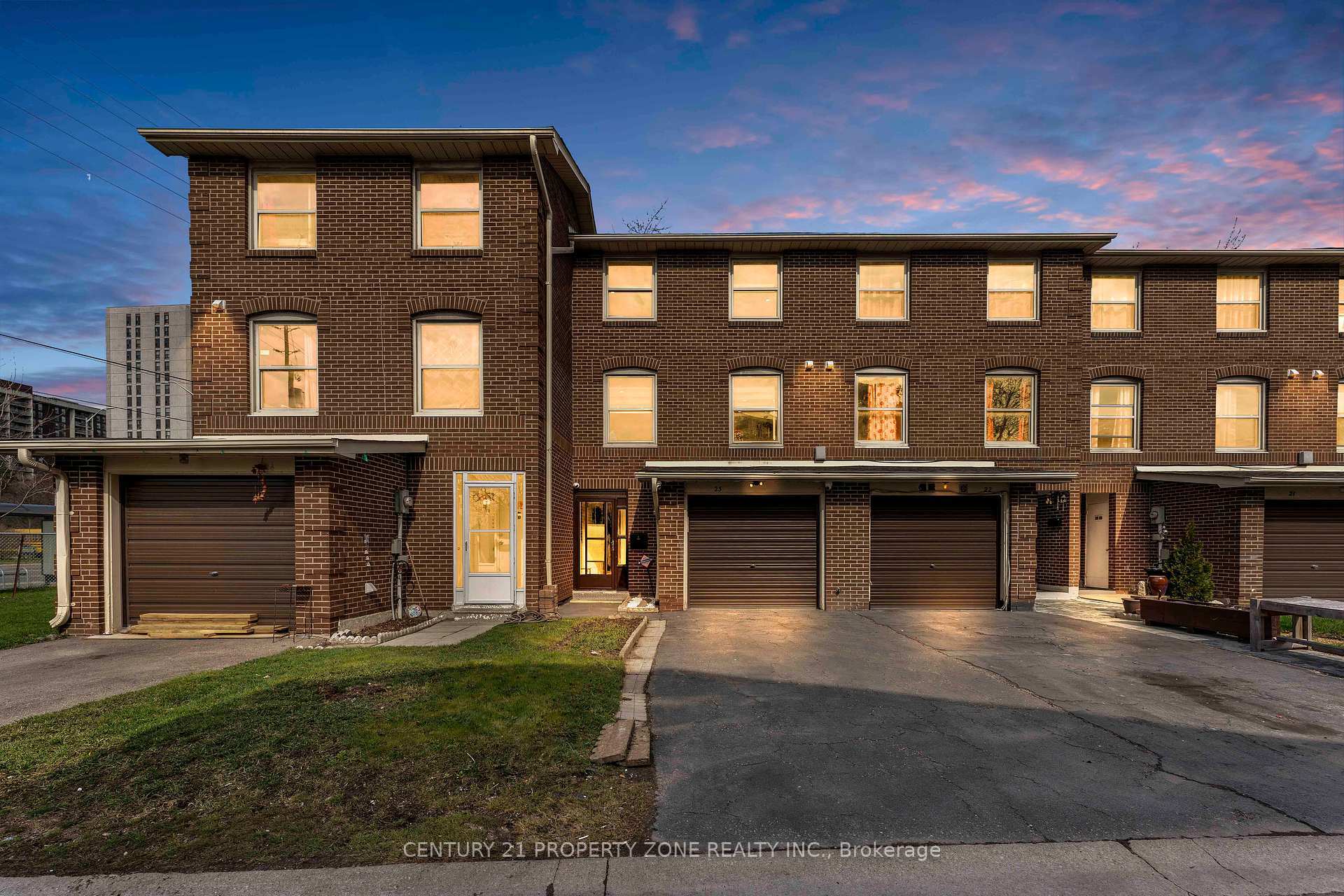 Property Photo: 23 Eden Park Drive ON L6T 3A5