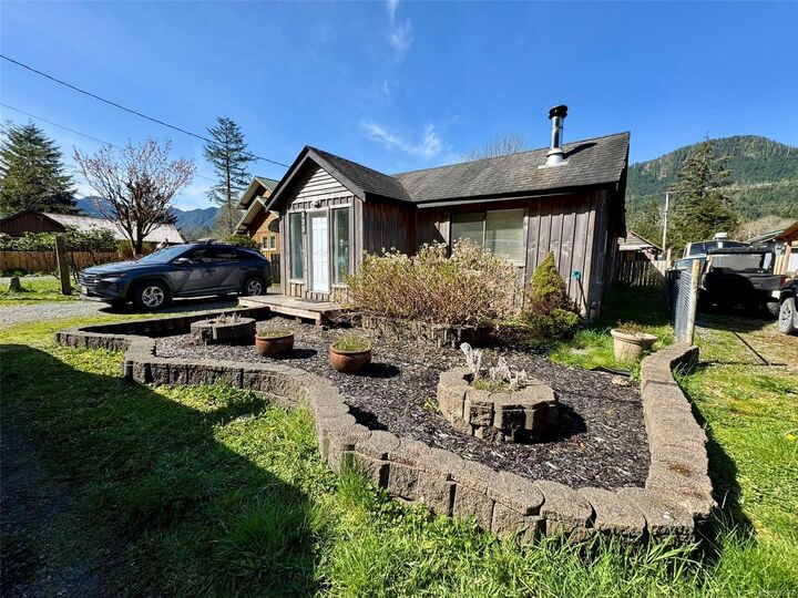 Property Photo:  123 Maquinna Ave  BC V0P 2A0 