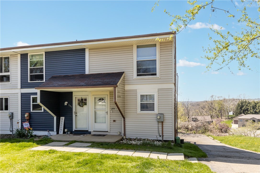 Property Photo: 299 Holland Ct PA 15108