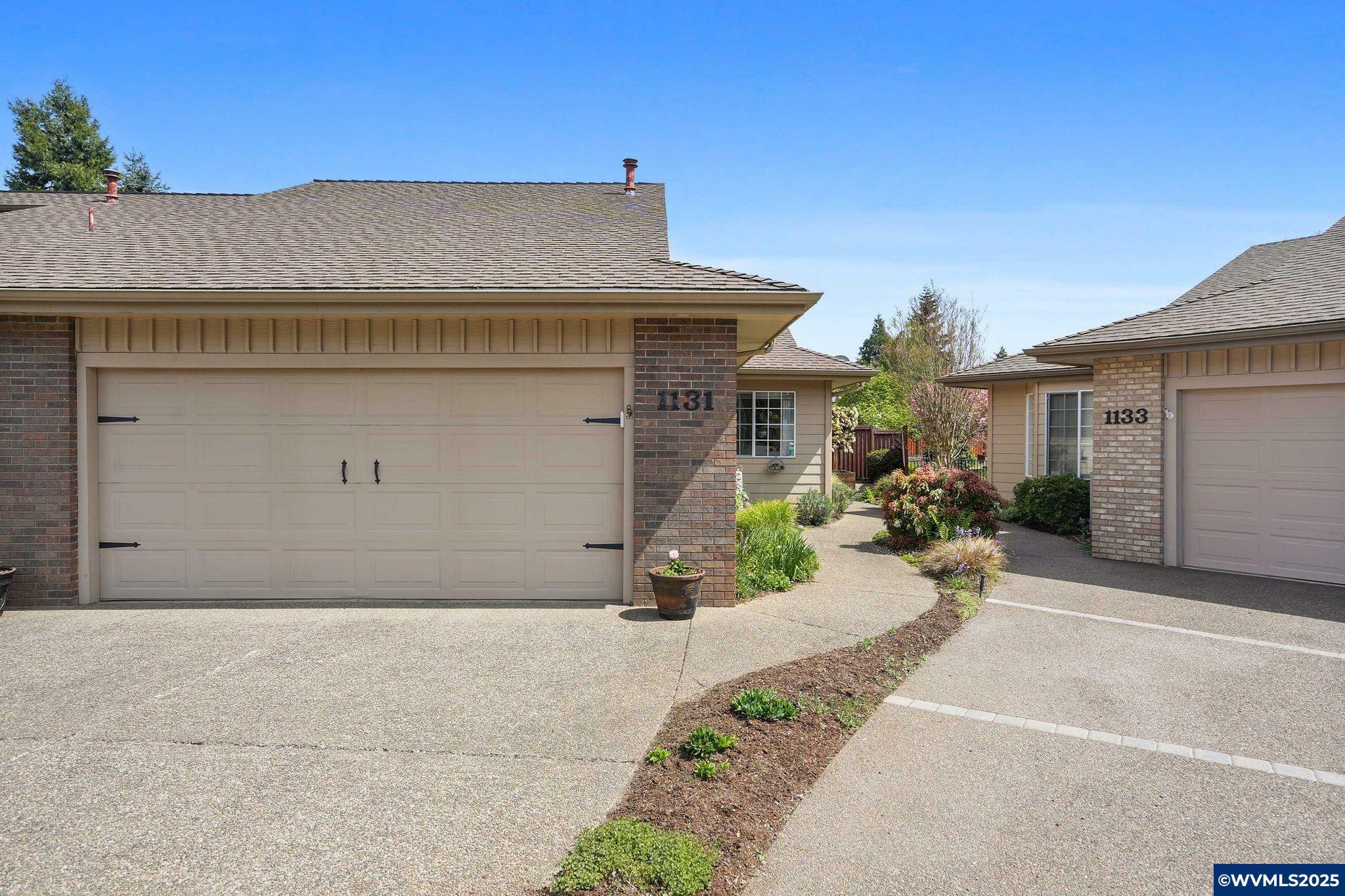 1131 Pawnee Cir SE  Salem OR 97306 photo