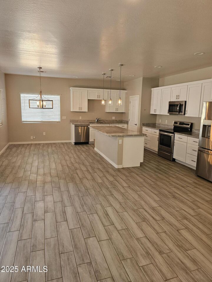 Property Photo: 12432 W Madero Drive AZ 85123