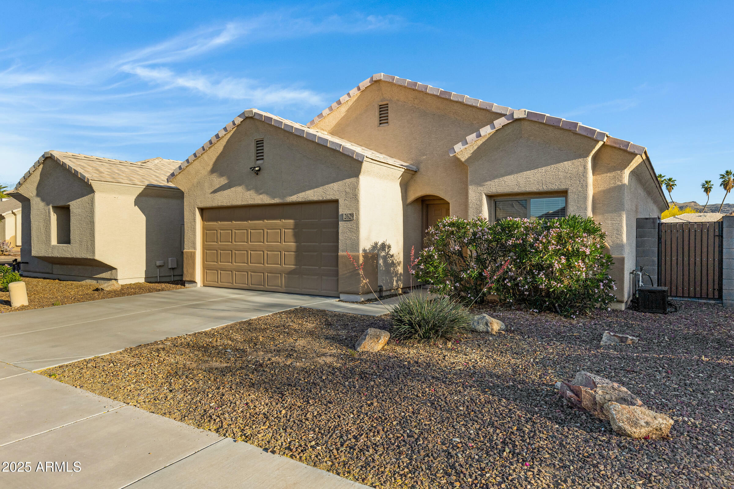 Property Photo: 2629 E Hidalgo Avenue AZ 85040