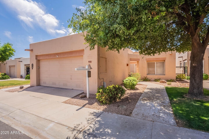Property Photo:  17224 N Zuni Trail  AZ 85374 