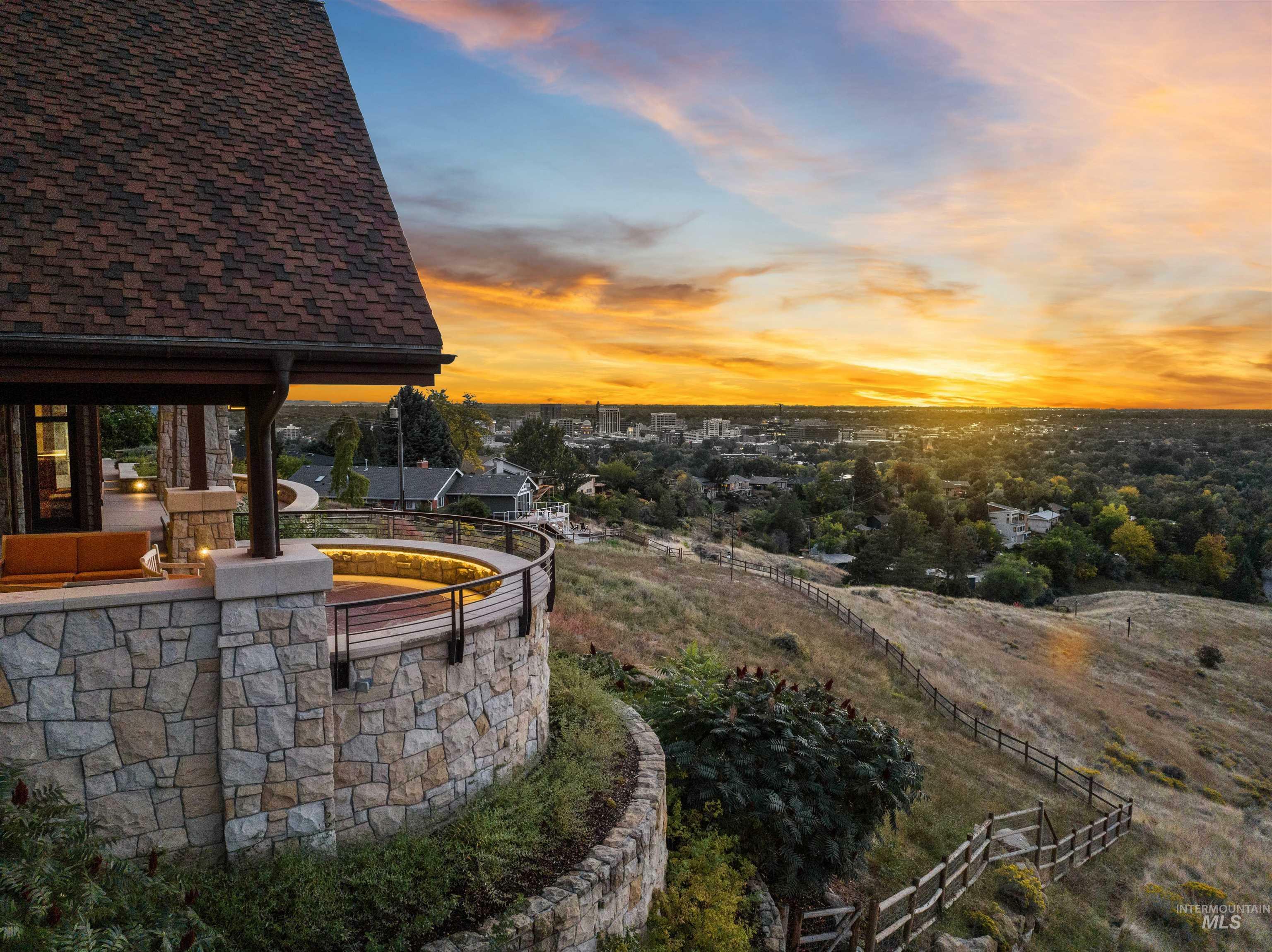 Property Photo: 1403 N Promontory Rd ID 83702