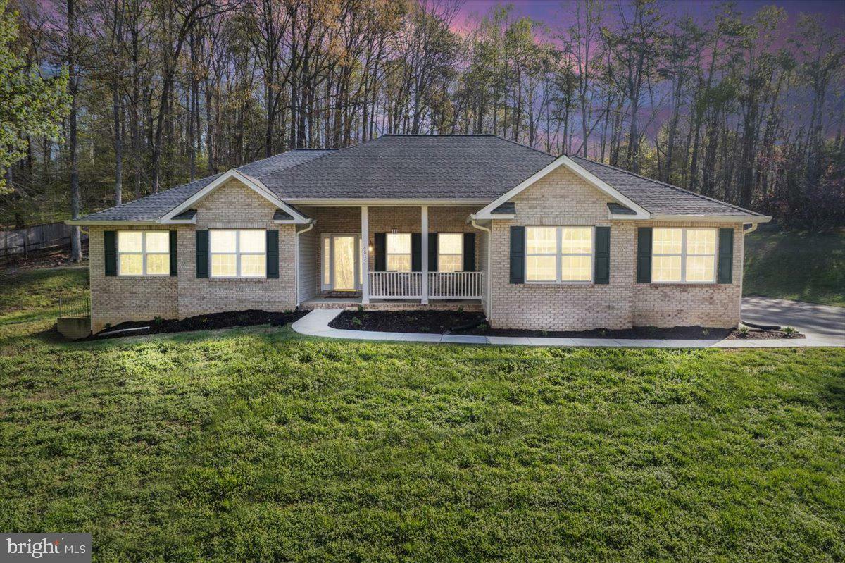 Property Photo: 6815 Interlude Place MD 20637
