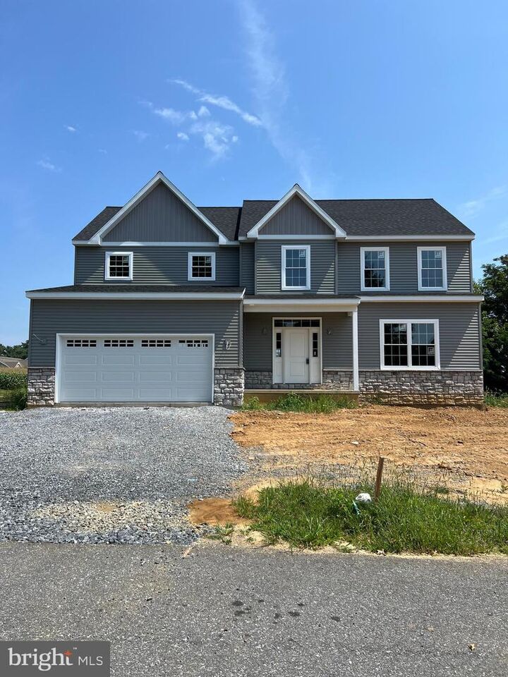 Property Photo:  103 Fairhill Drive  PA 17602 