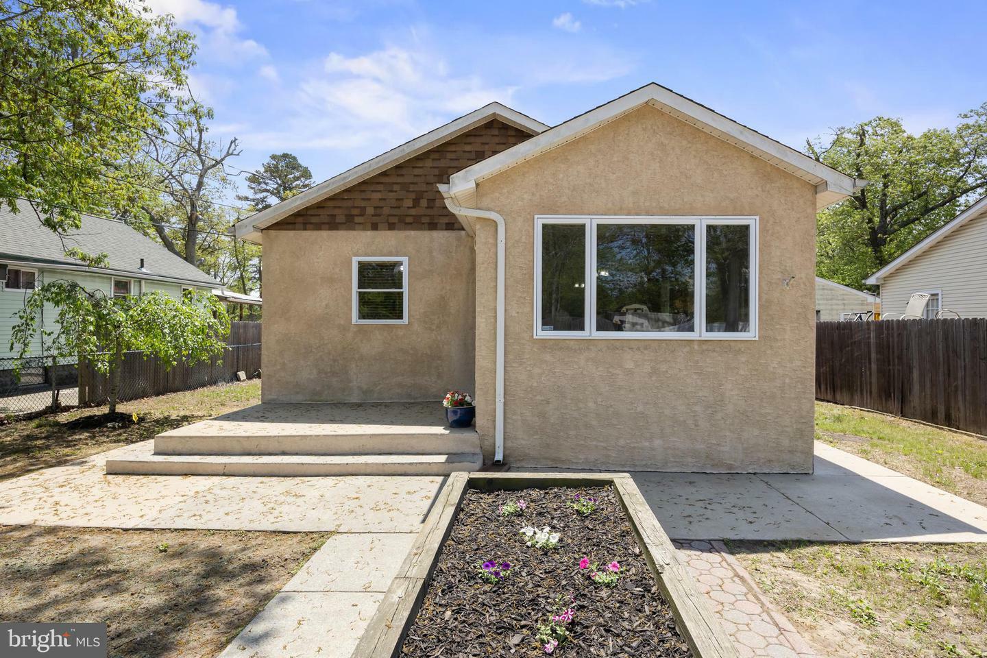 Property Photo: 106 E 13th Avenue NJ 08021