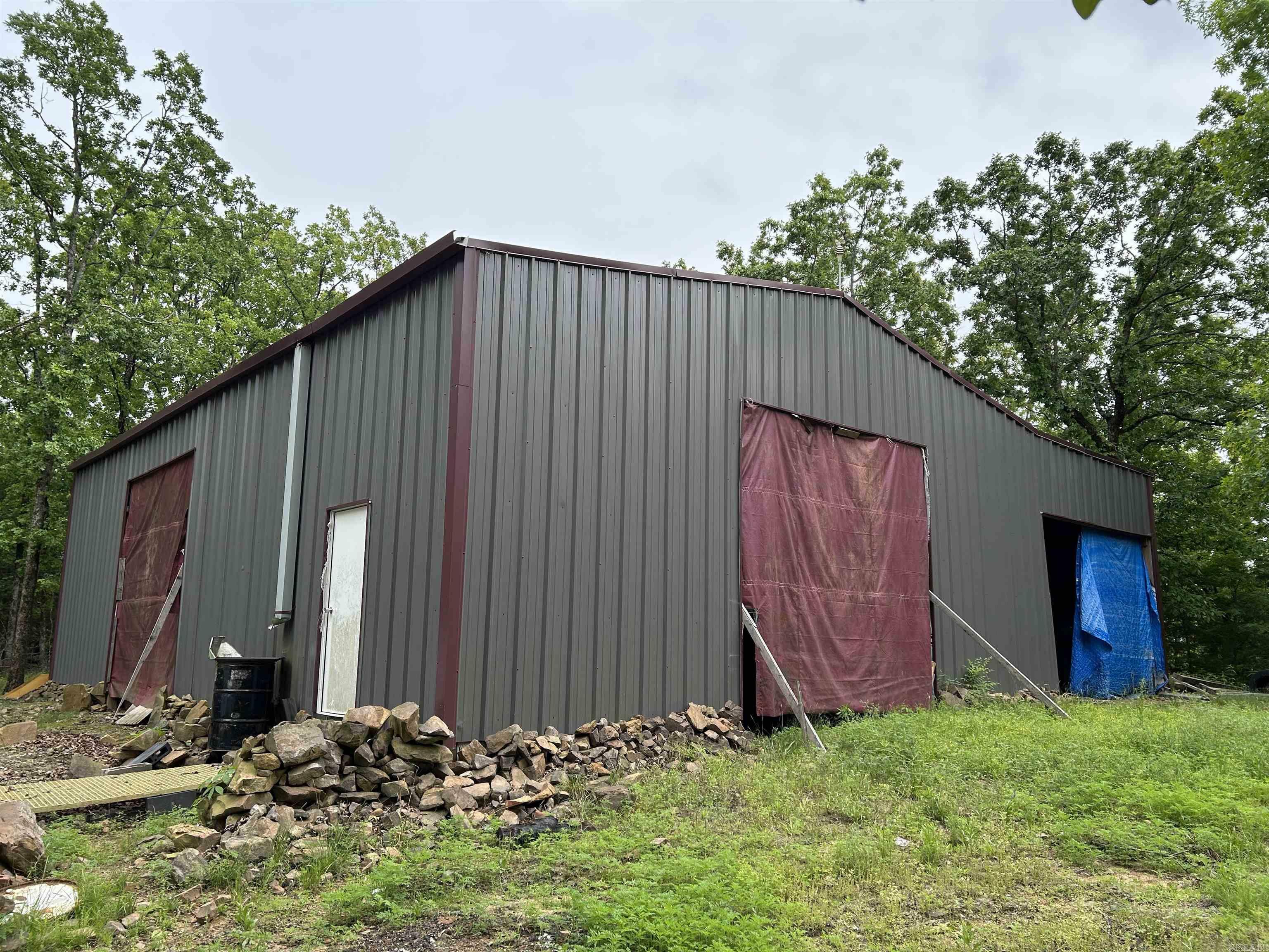 Property Photo: 16 Pinecrest Court AR 72032