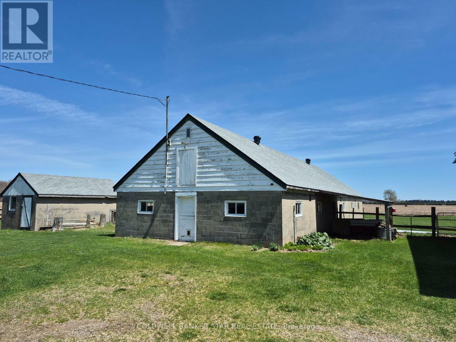 Property Photo: 5240 Imperial Road ON N5H 2R2