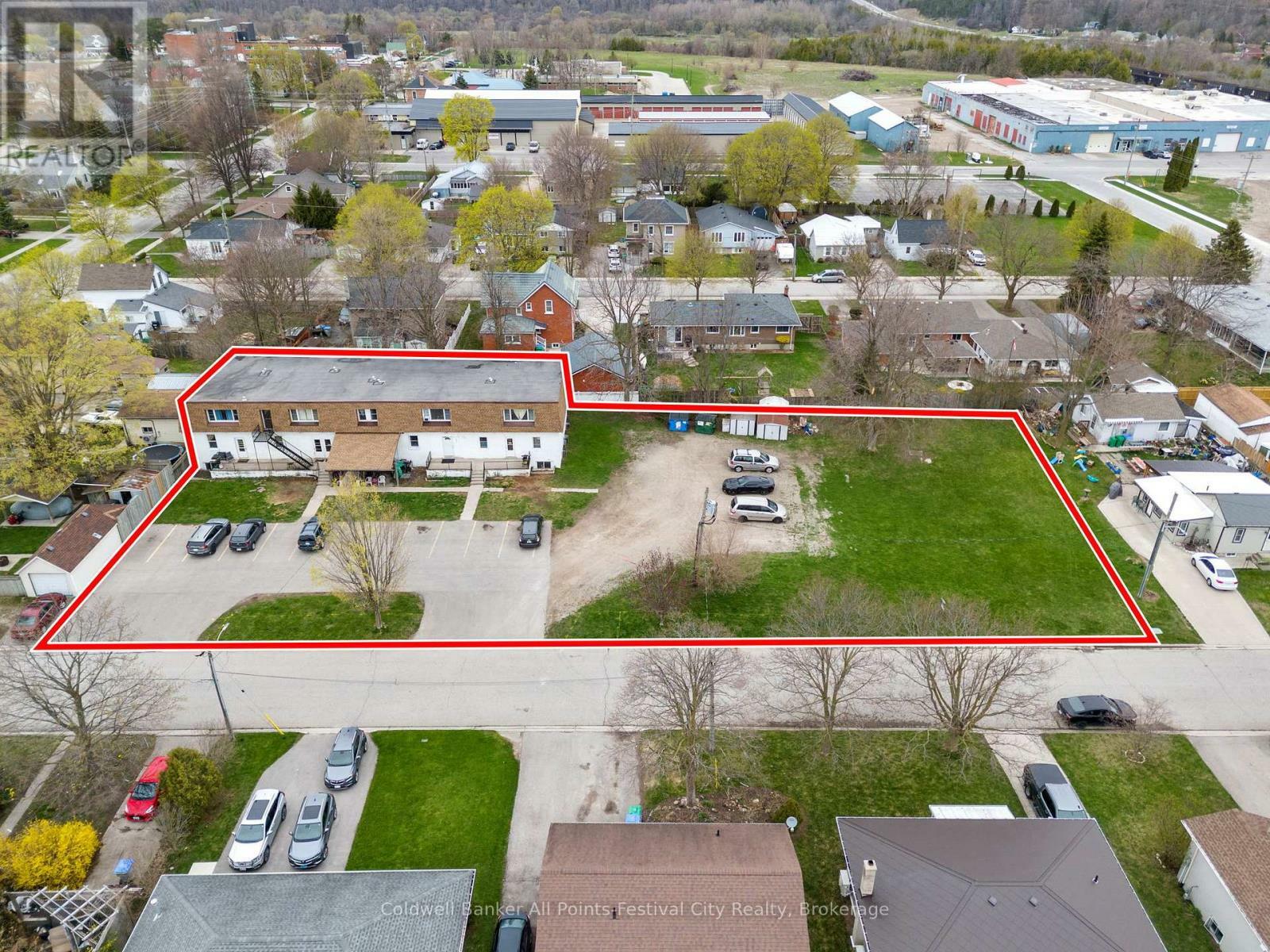 Property Photo:  151 Bruce Street East  ON N7A 1T1 