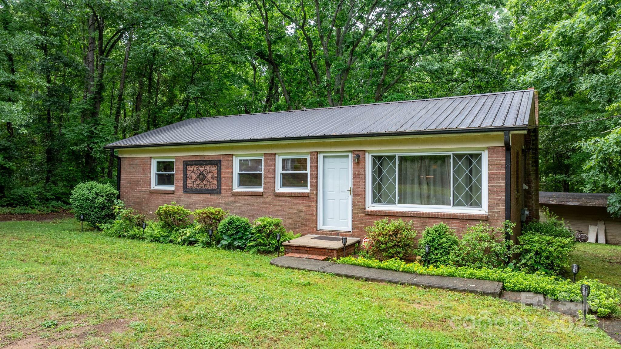 4705 Campground View Road  Catawba NC 28609 photo