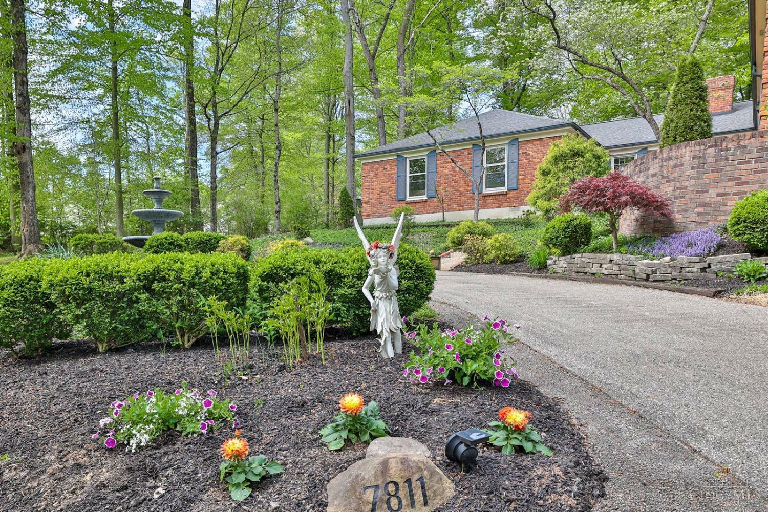 Property Photo: 7811 Shawnee Run Road OH 45243