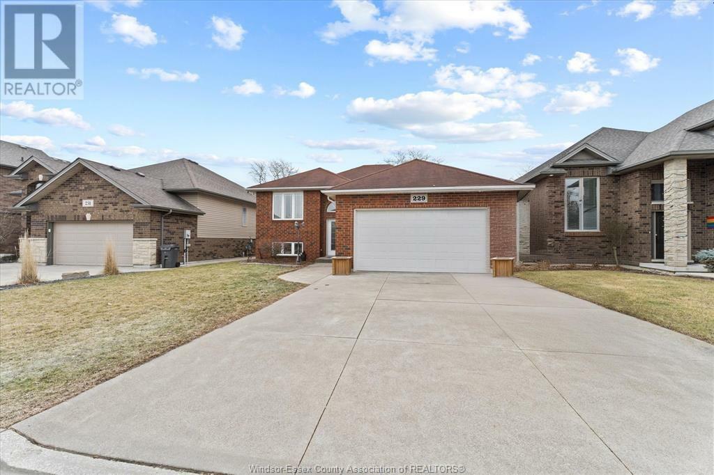 Property Photo: 229 Branton Crescent ON N9K 1G1