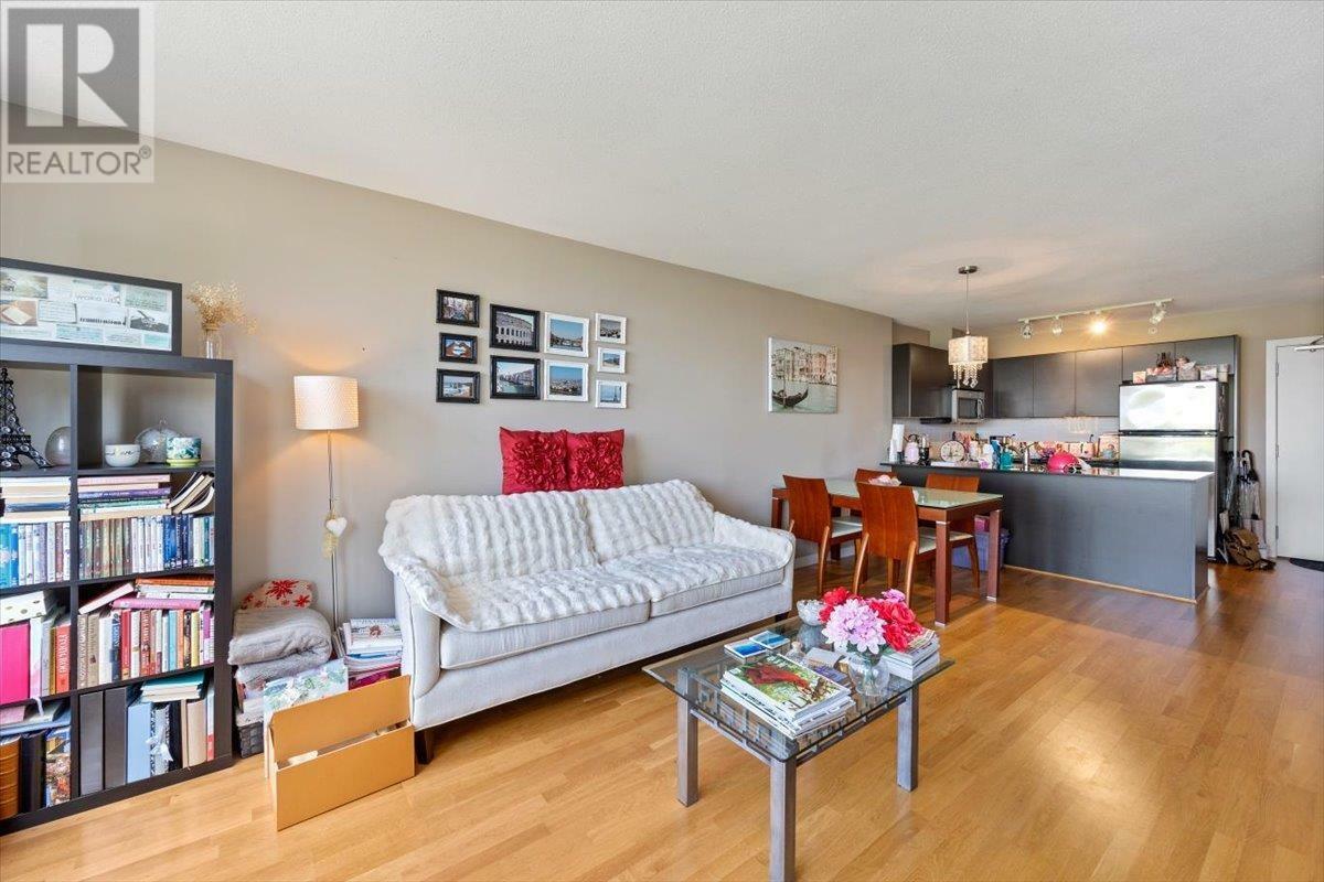 Property Photo: 4182 Dawson Street 505 BC V5C 0A2