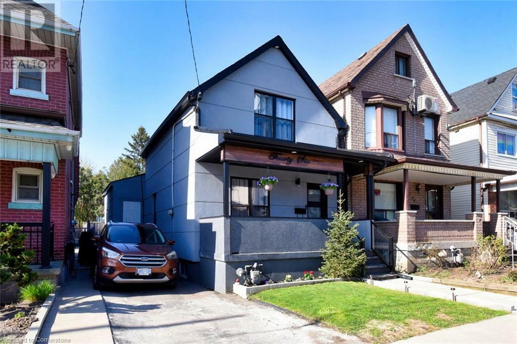 Property Photo: 46 Rosemont Avenue ON L8L 2M3