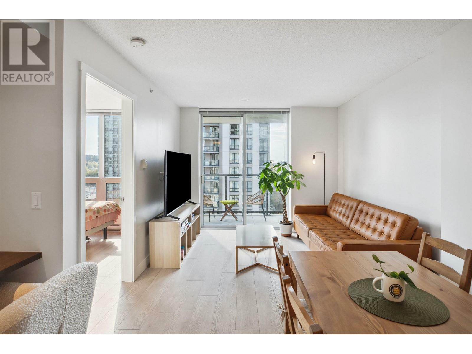 Property Photo:  3007 Glen Drive 1708  BC V3B 0L8 