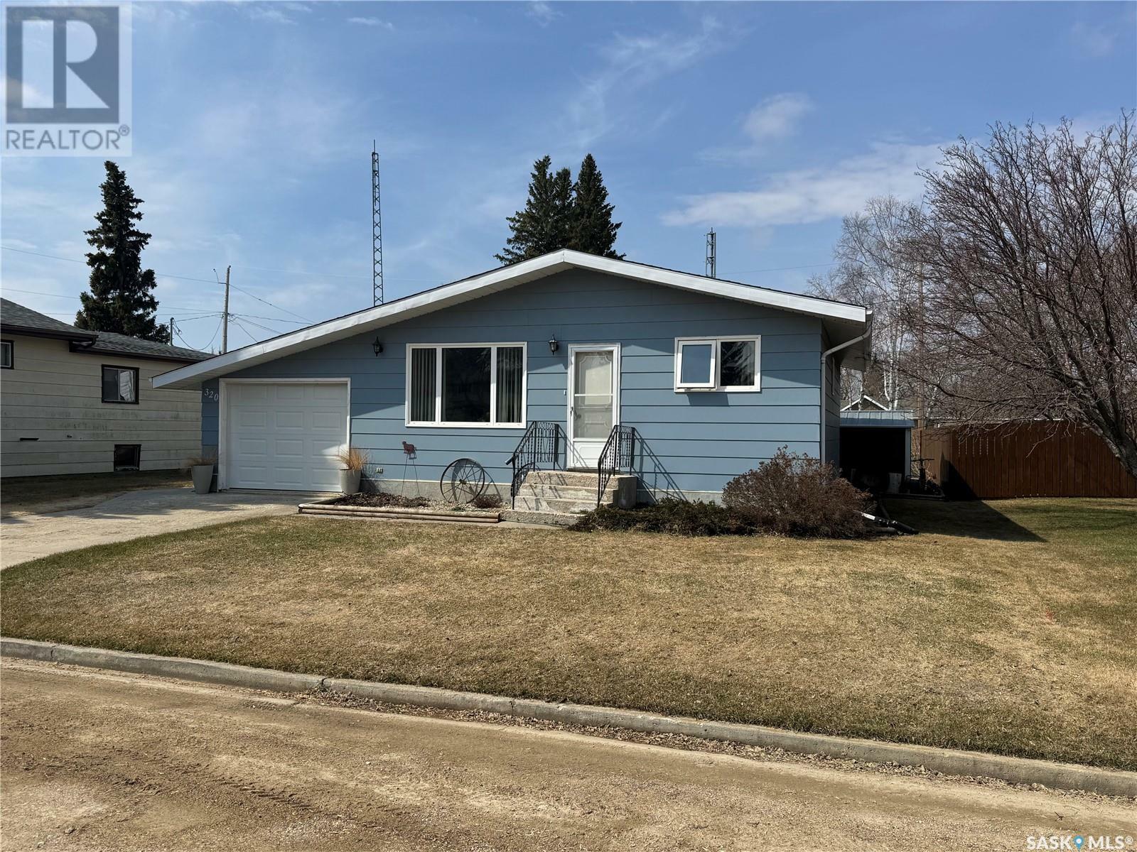 Property Photo: 320 1st Avenue E SK S0K 1N0