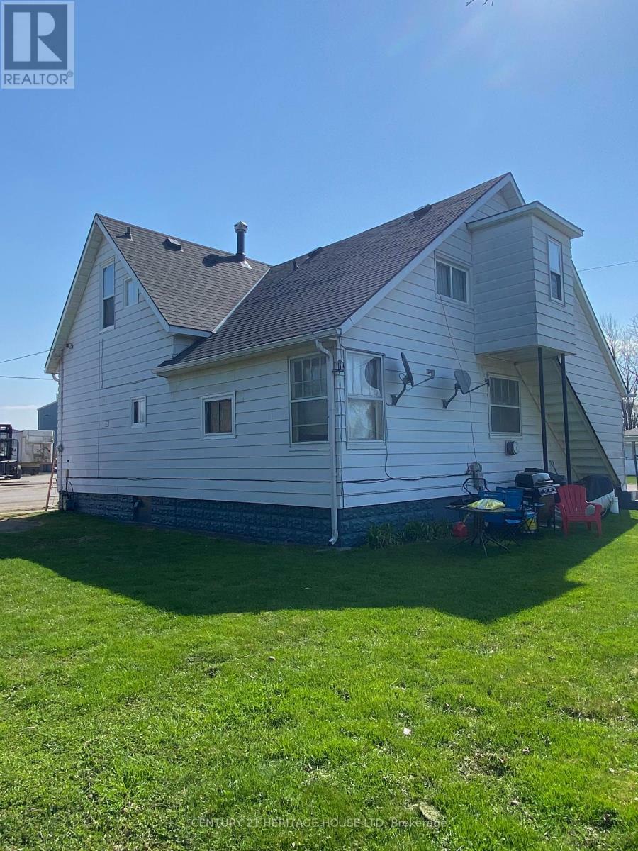Property Photo: 151 Elm Street ON N0P 2P0
