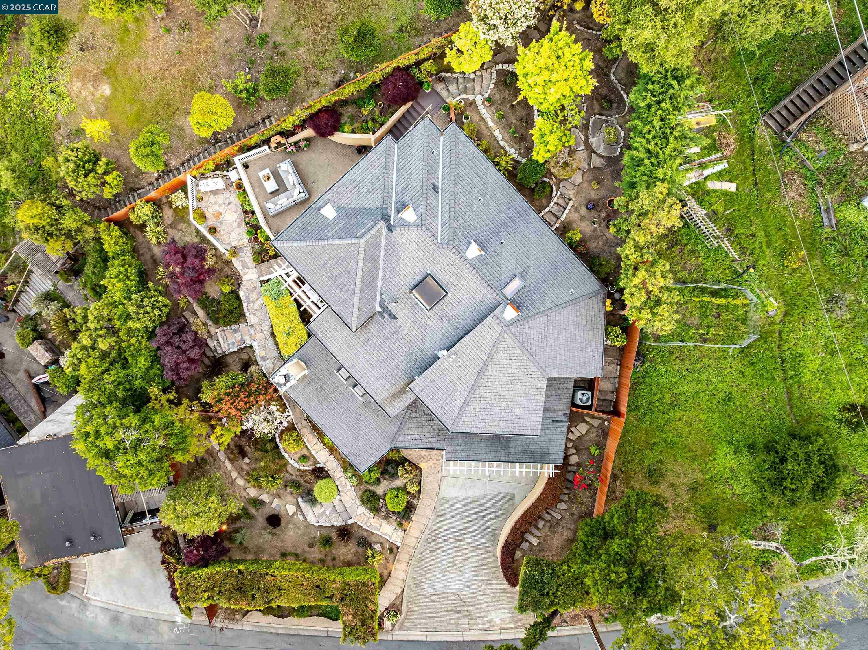 Property Photo: 87 Claremont Ave CA 94563