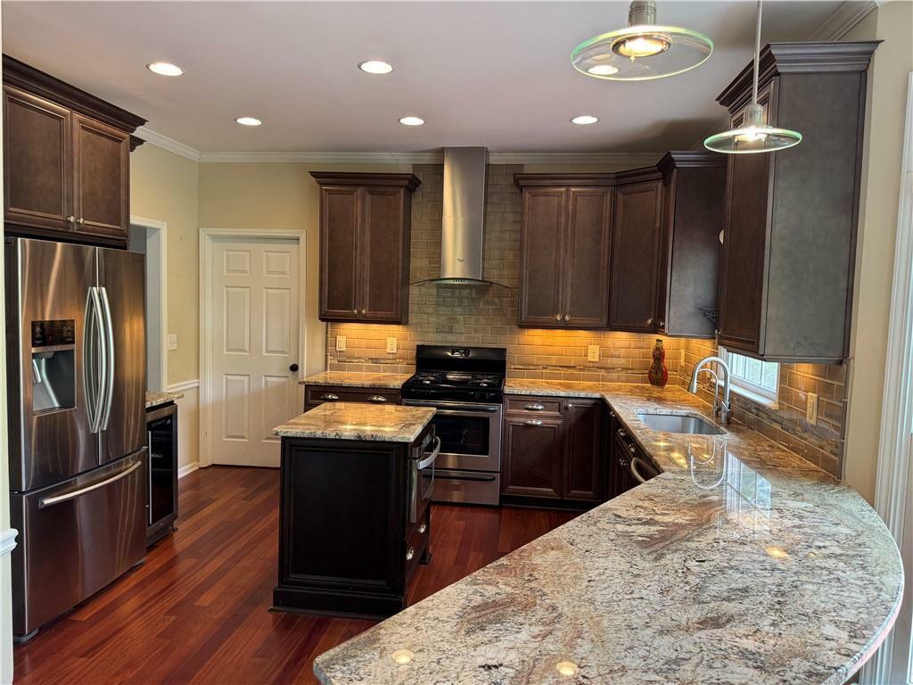 Property Photo:  1620 Bluewater Court  GA 30041 
