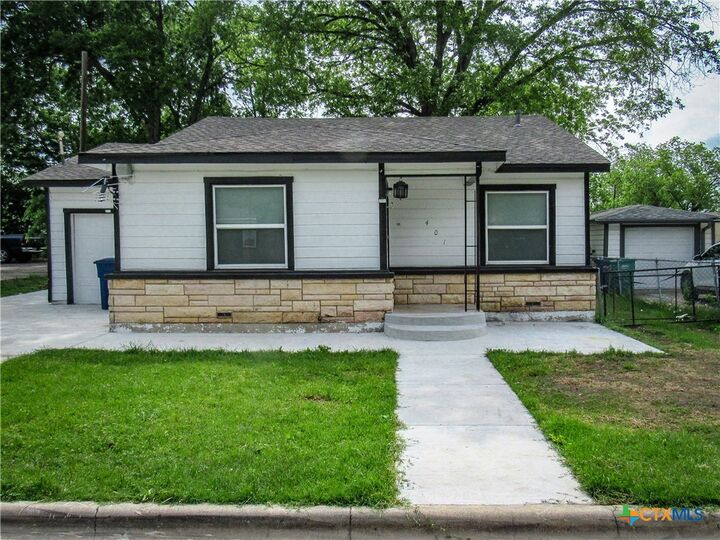 Property Photo:  401 Veterans Avenue  TX 76522 