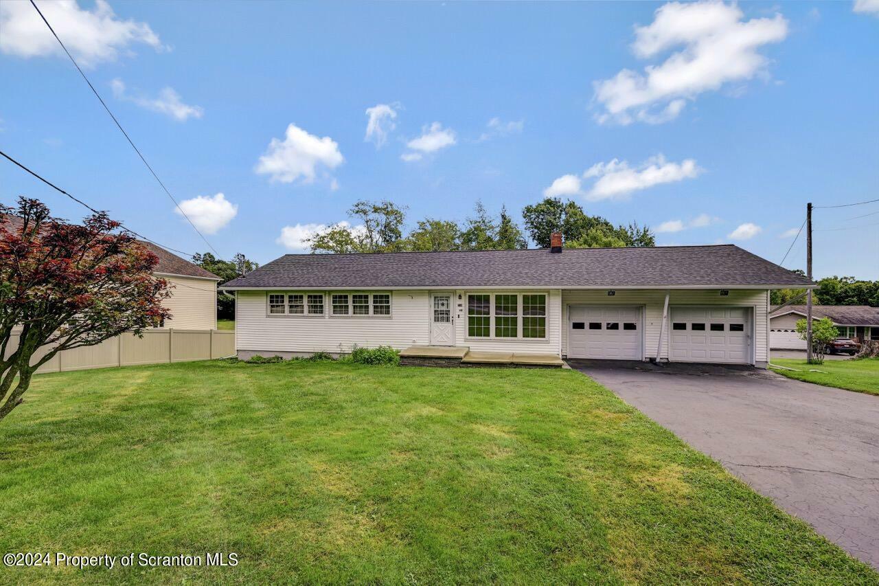 Property Photo: 710 Griffin PA 18444