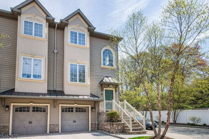 Property Photo: 1 Glen Rock Sq 1 NJ 07452