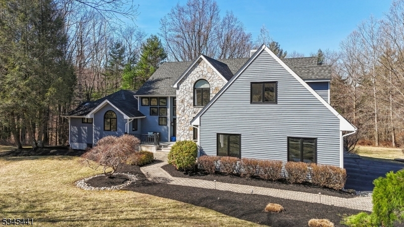 Property Photo: 25 Hook Mountain Dr NJ 08801