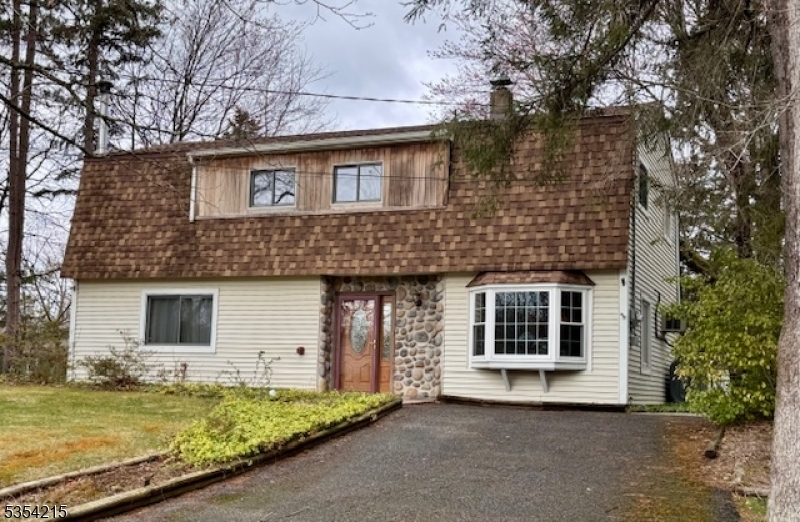 Property Photo: 9 Ruskin Rd NJ 07438