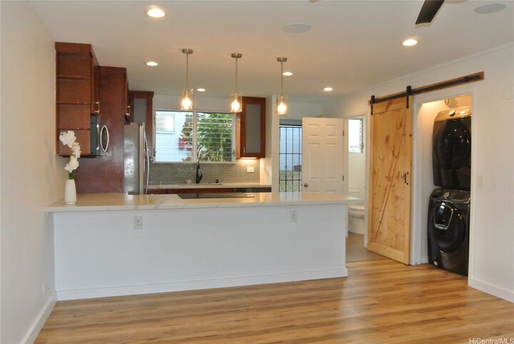 1438 Hunakai Street 122  Honolulu HI 96816 photo