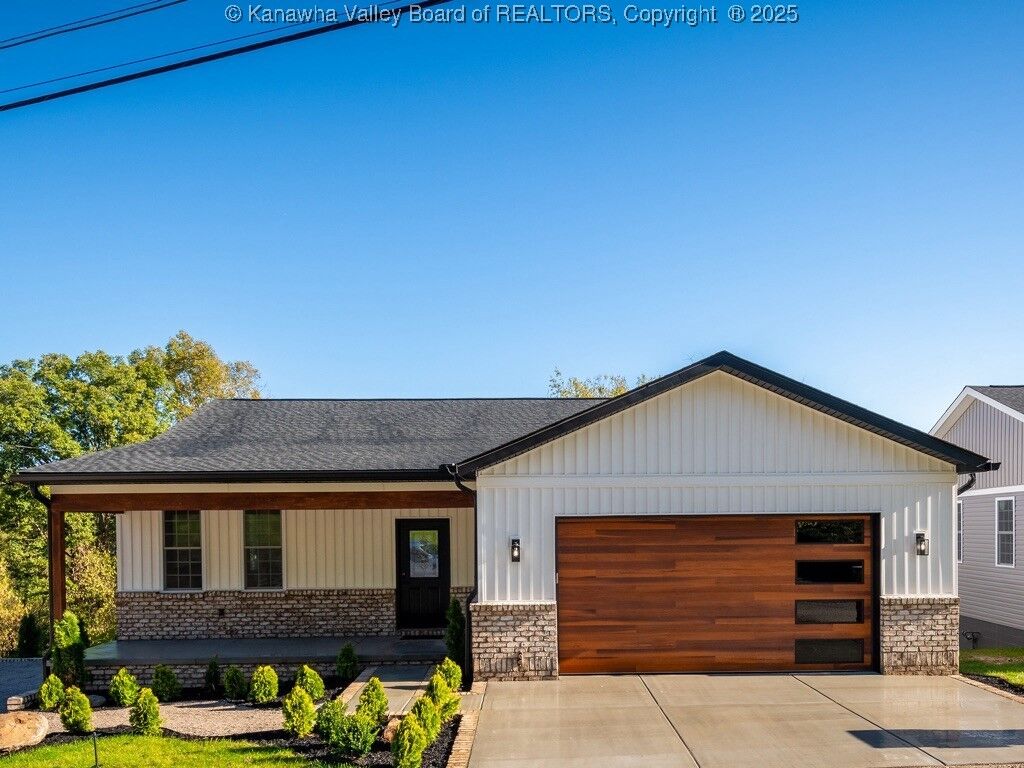 Property Photo:  2624 Larwood Drive  WV 25302 