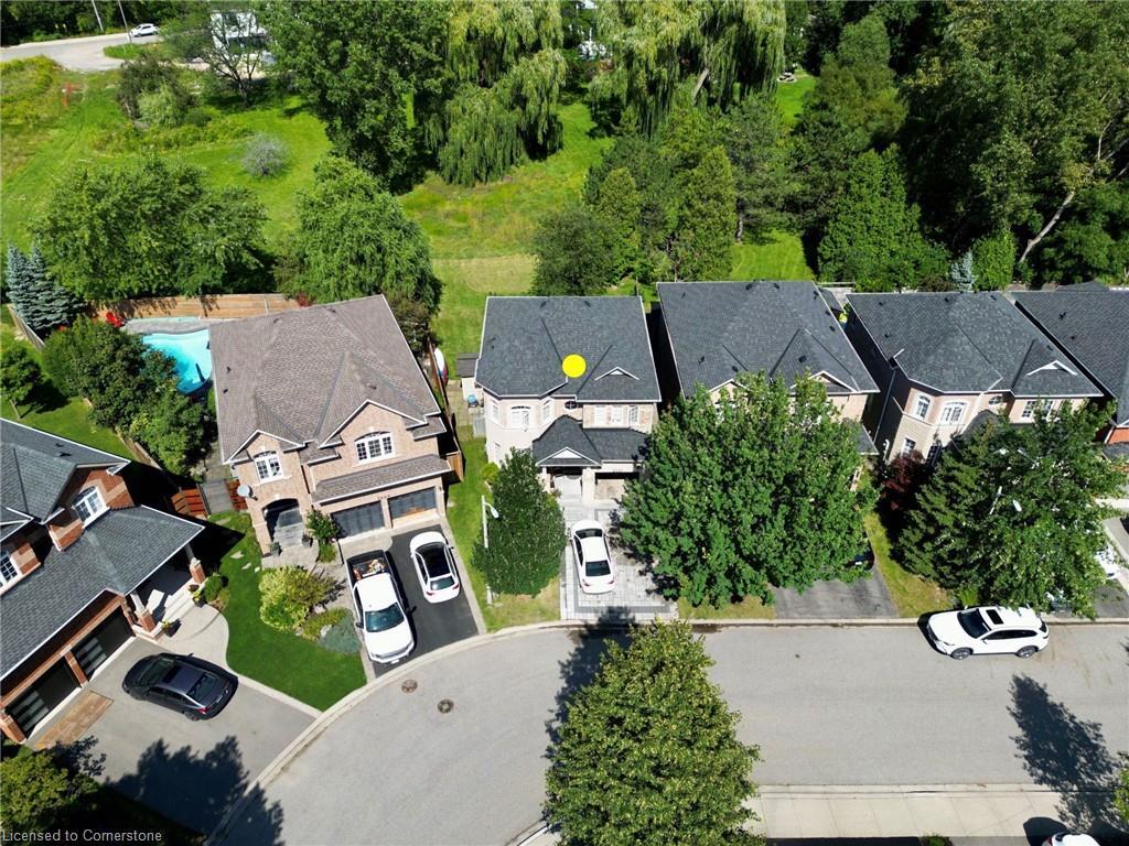 Property Photo: 2267 Empire Crescent ON L7L 6Y6