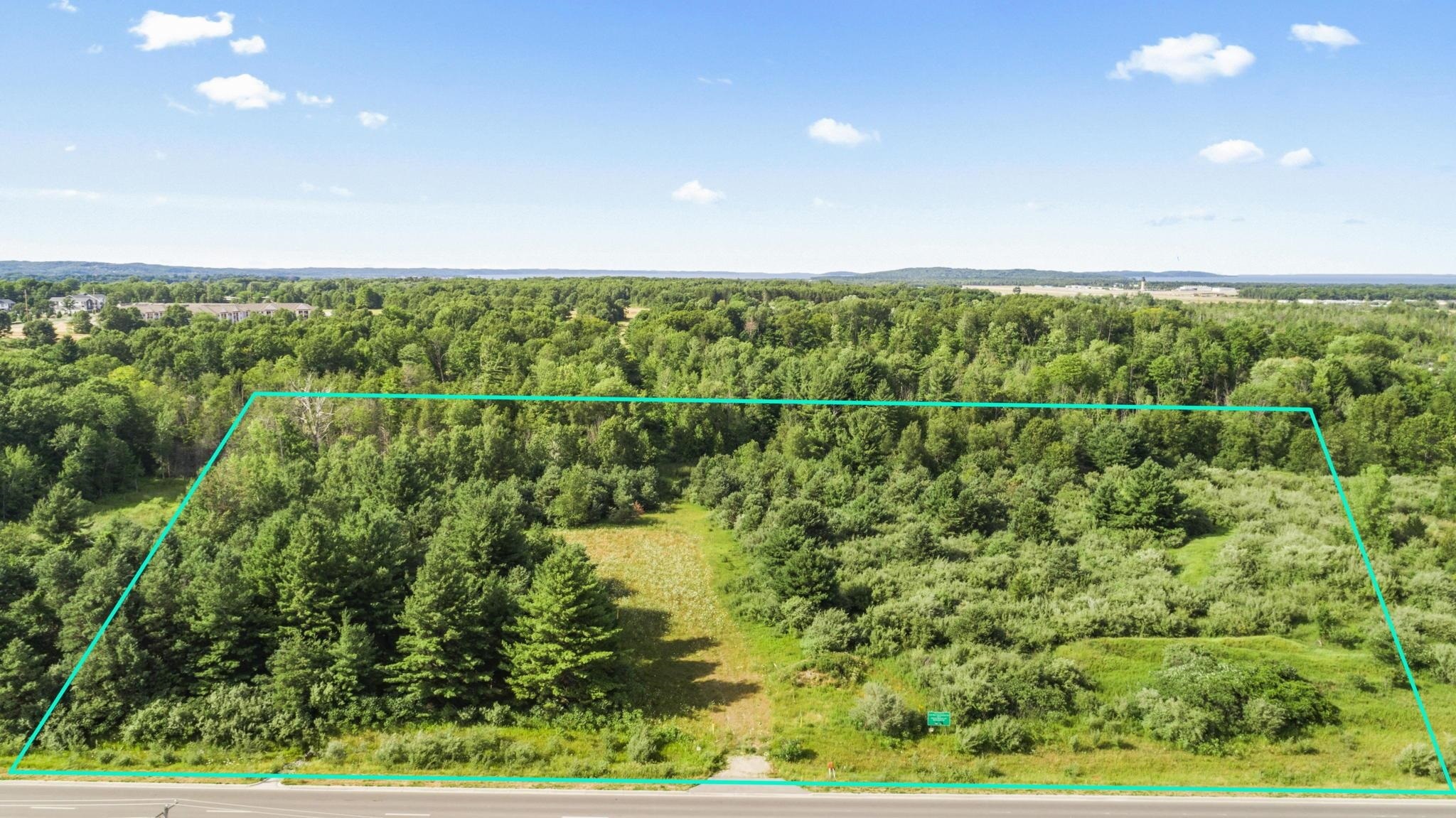 00 W Hammond  Traverse City MI 49686 photo