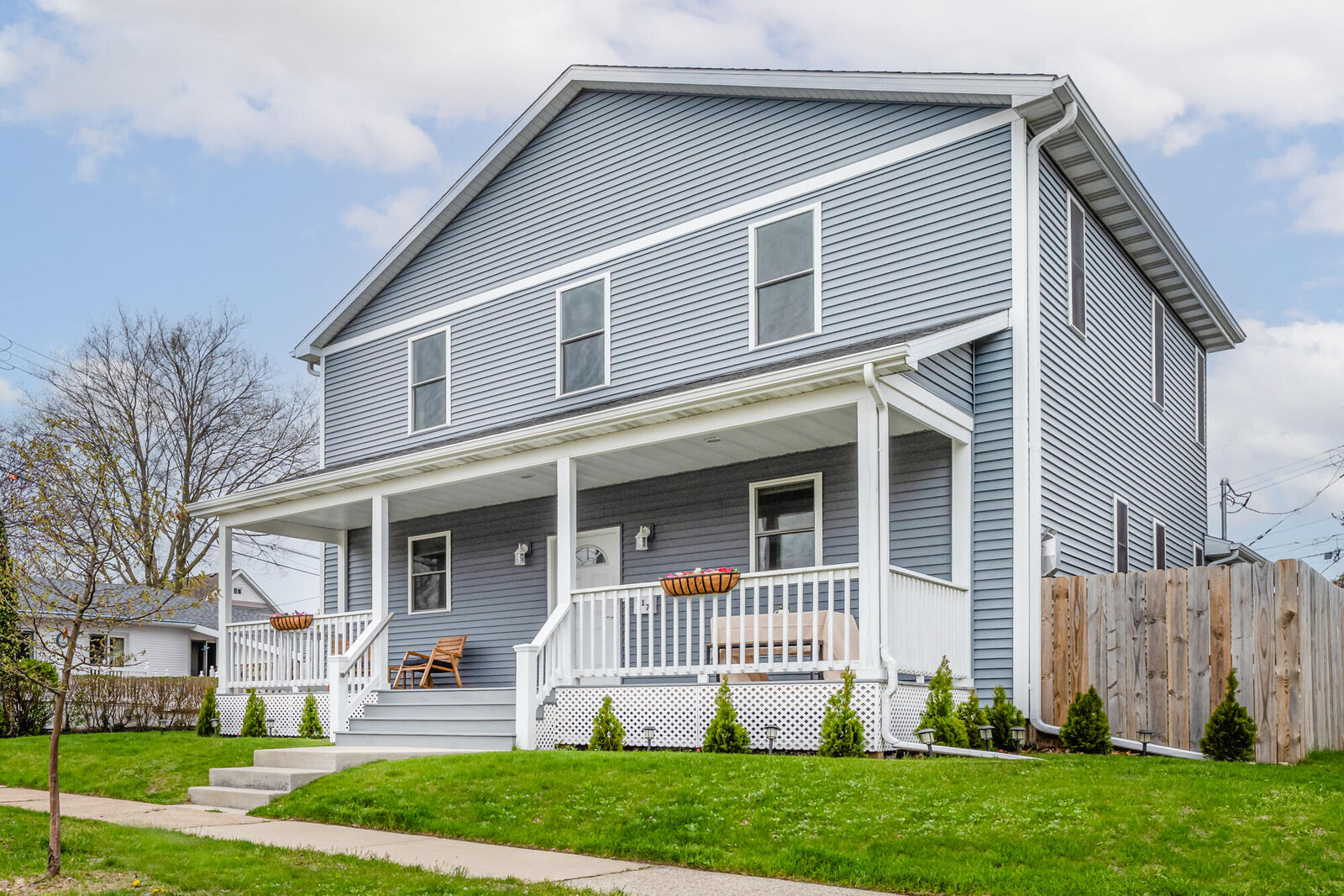 Property Photo:  517 Archer Avenue  MI 49085 