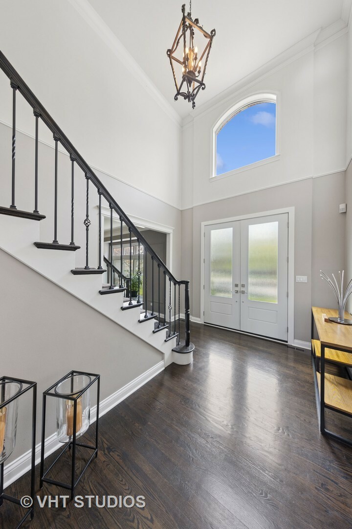 Property Photo: 2350 Lansburgh Court IL 60502