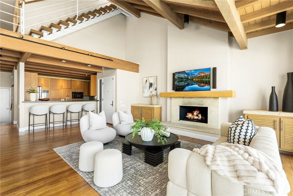Property Photo:  7008 W Oceanfront  CA 92663 