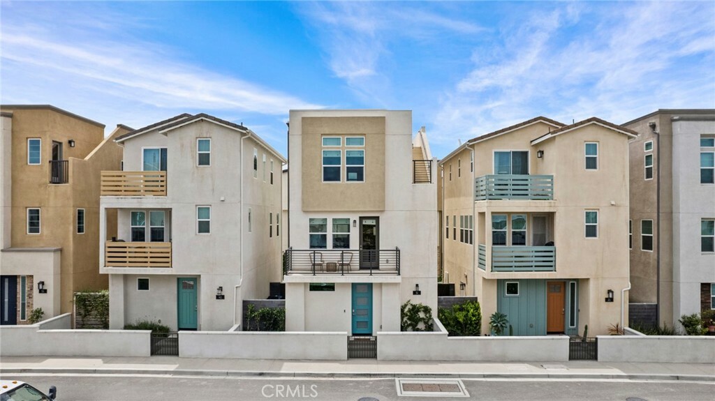 Property Photo:  31 Jubilee Way  CA 92694 