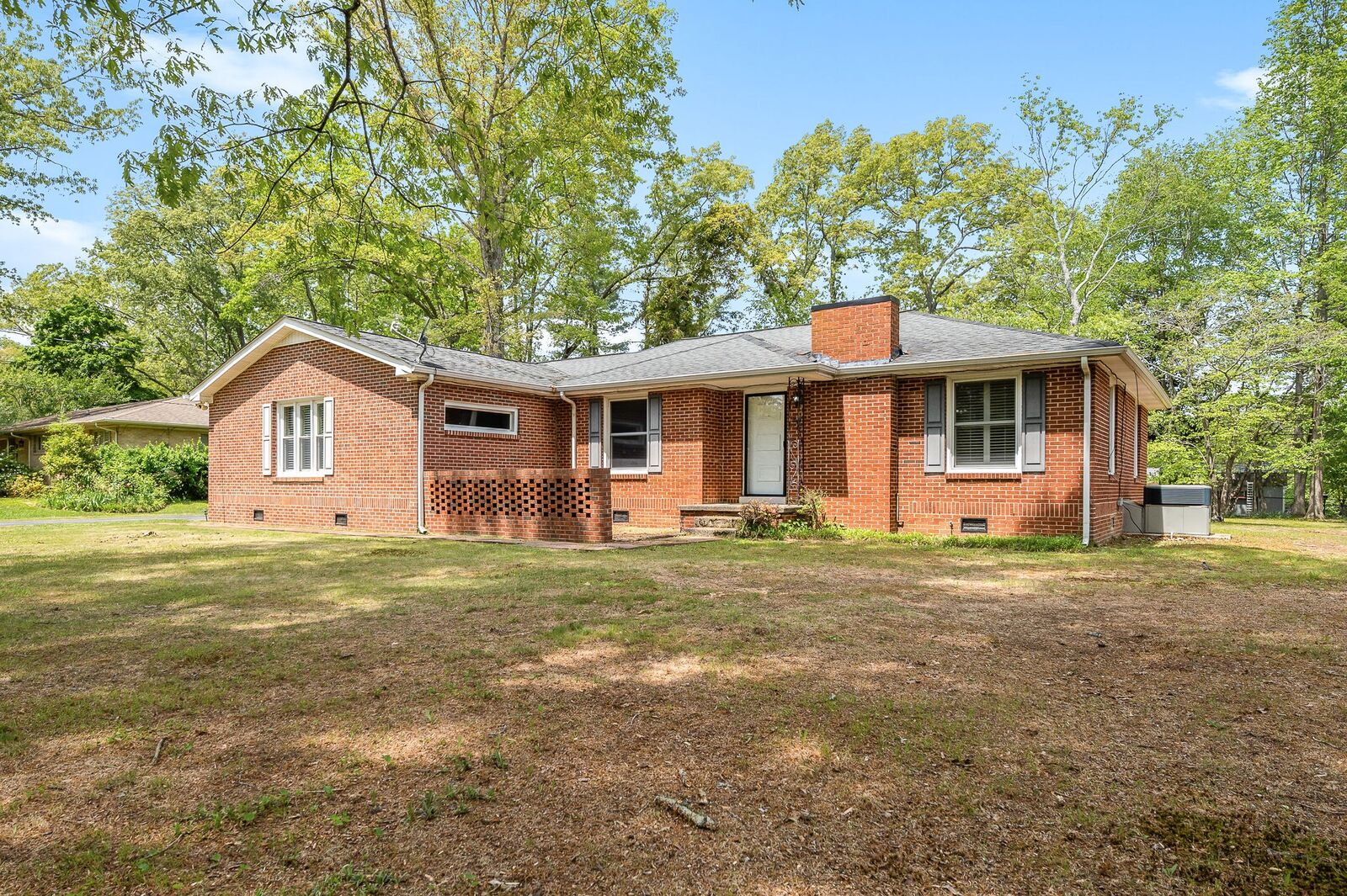 Property Photo:  314 Oak Park Drive  TN 37388 
