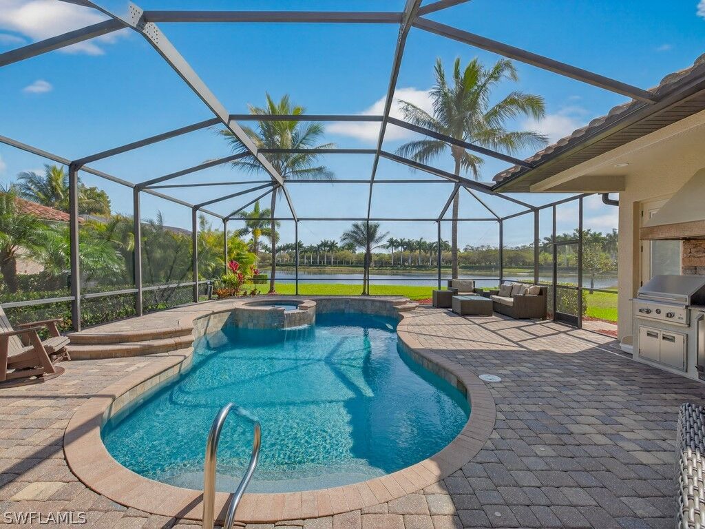 Property Photo: 9430 Italia Way FL 34113