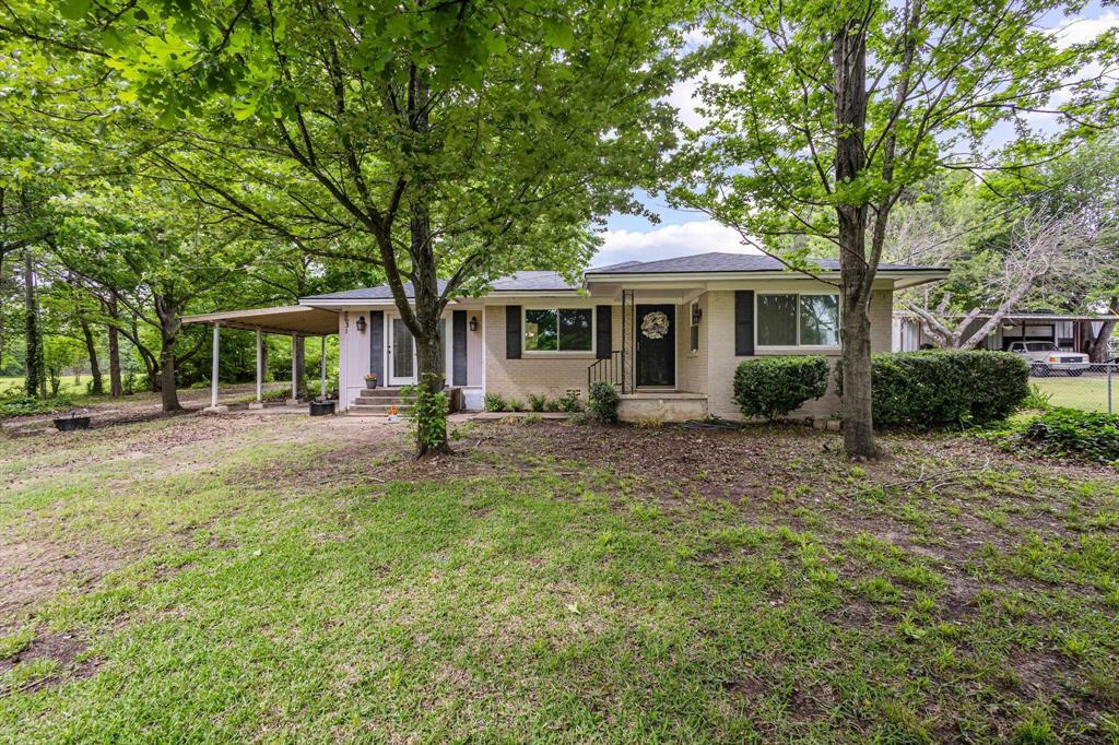 Property Photo: 2631 E Fm 120 TX 75021