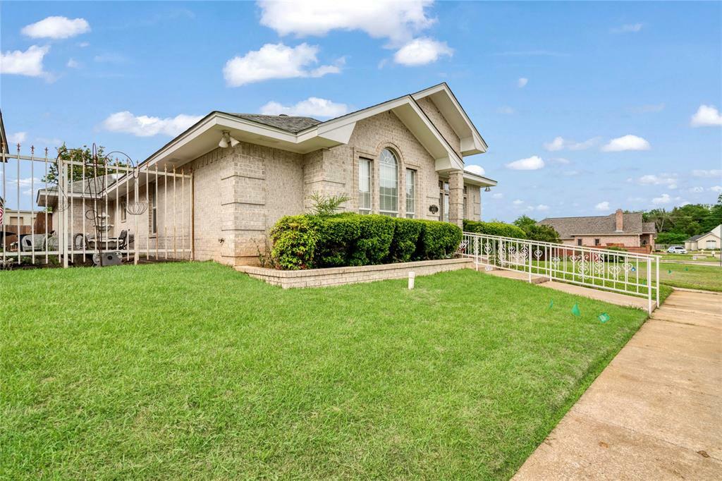 Property Photo: 4135 Primrose Court TX 75462