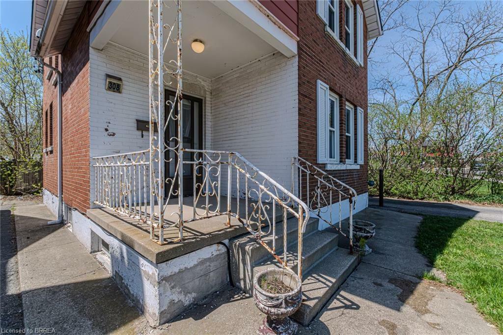 Property Photo: 308 Dundas Street N ON N1R 5P7