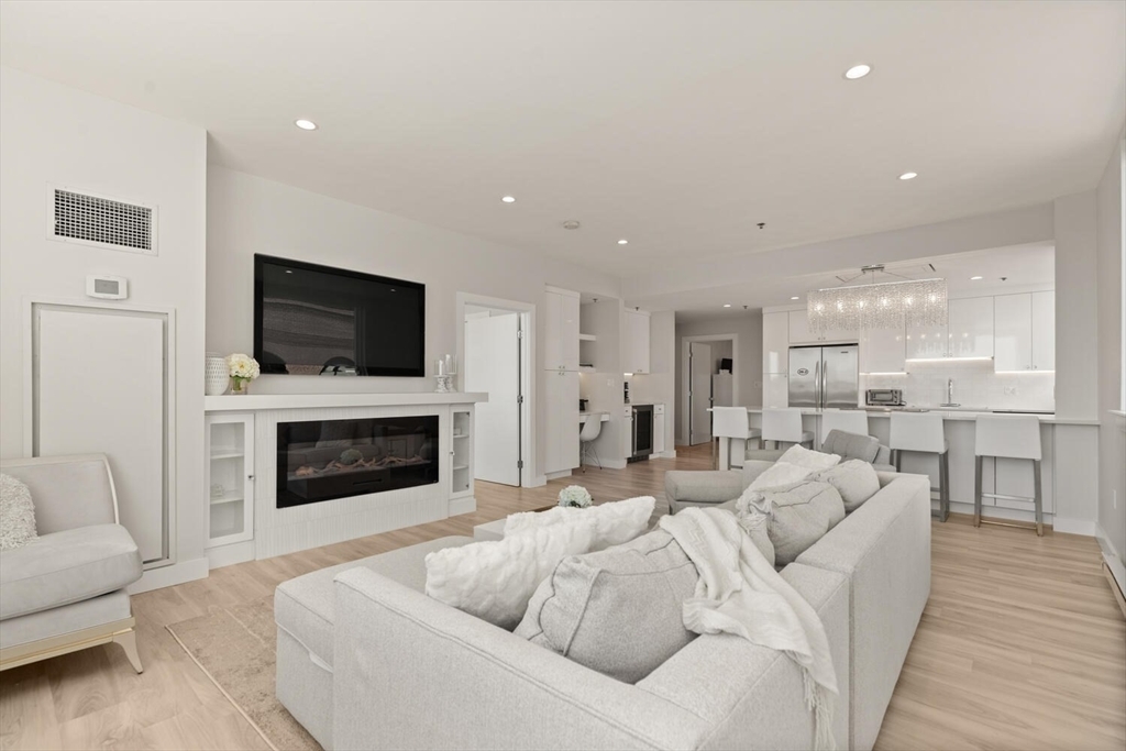 Property Photo: 234 Causeway St Apt 709 MA 02114
