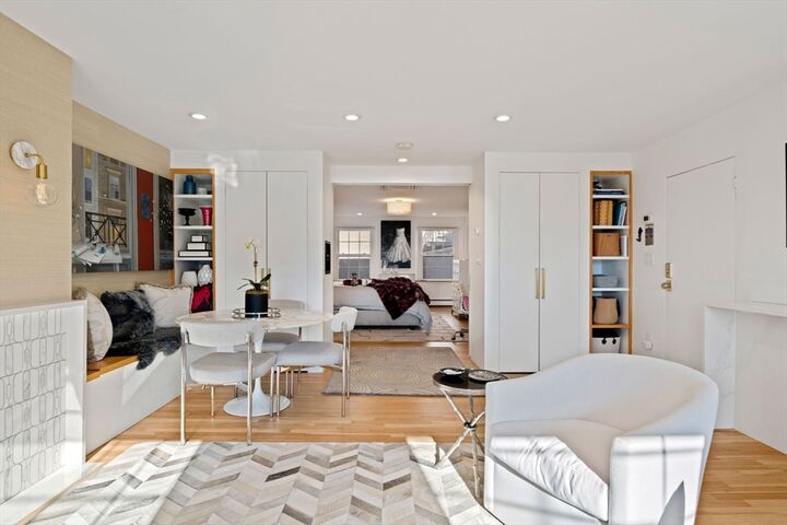 Property Photo:  1 Chestnut St 4B  MA 02108