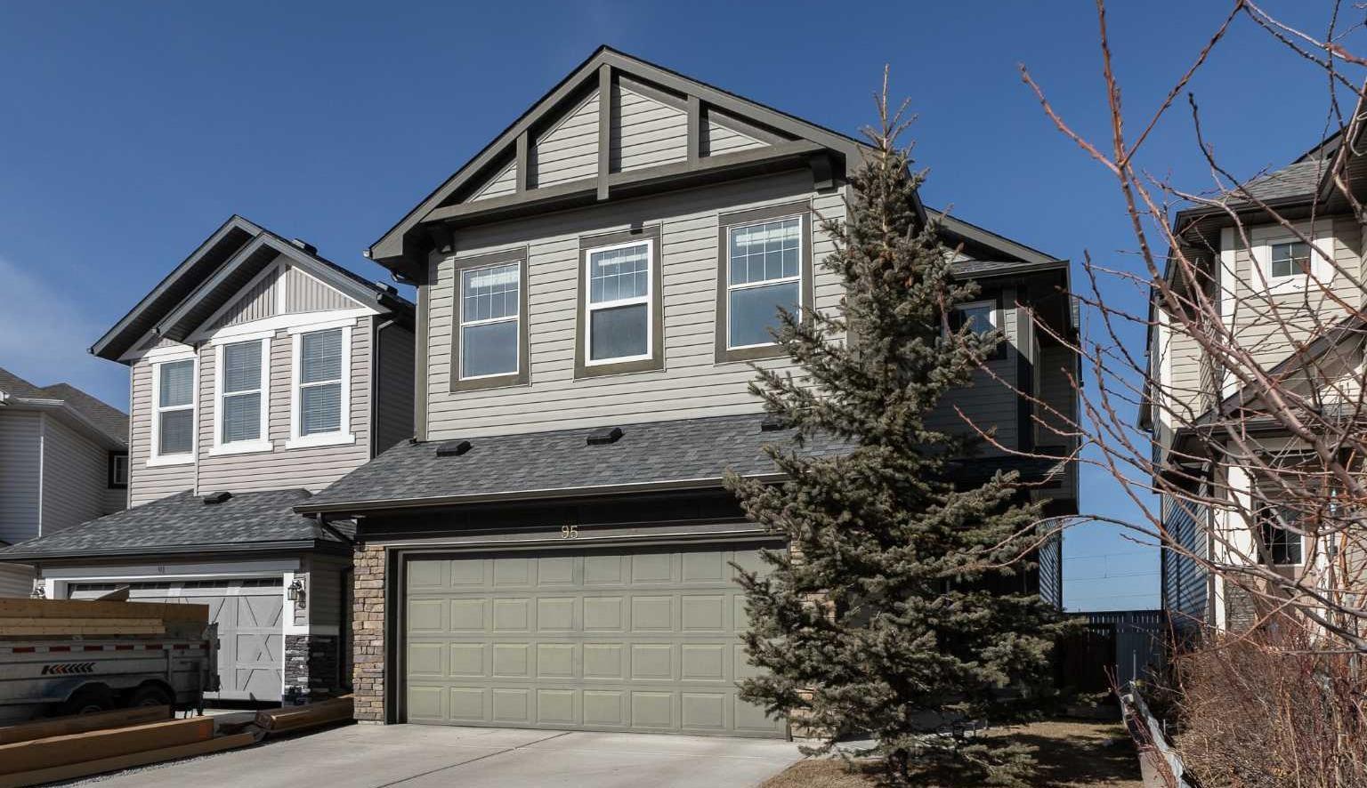 Property Photo: 95 Panton Road NW AB T3K 0X8